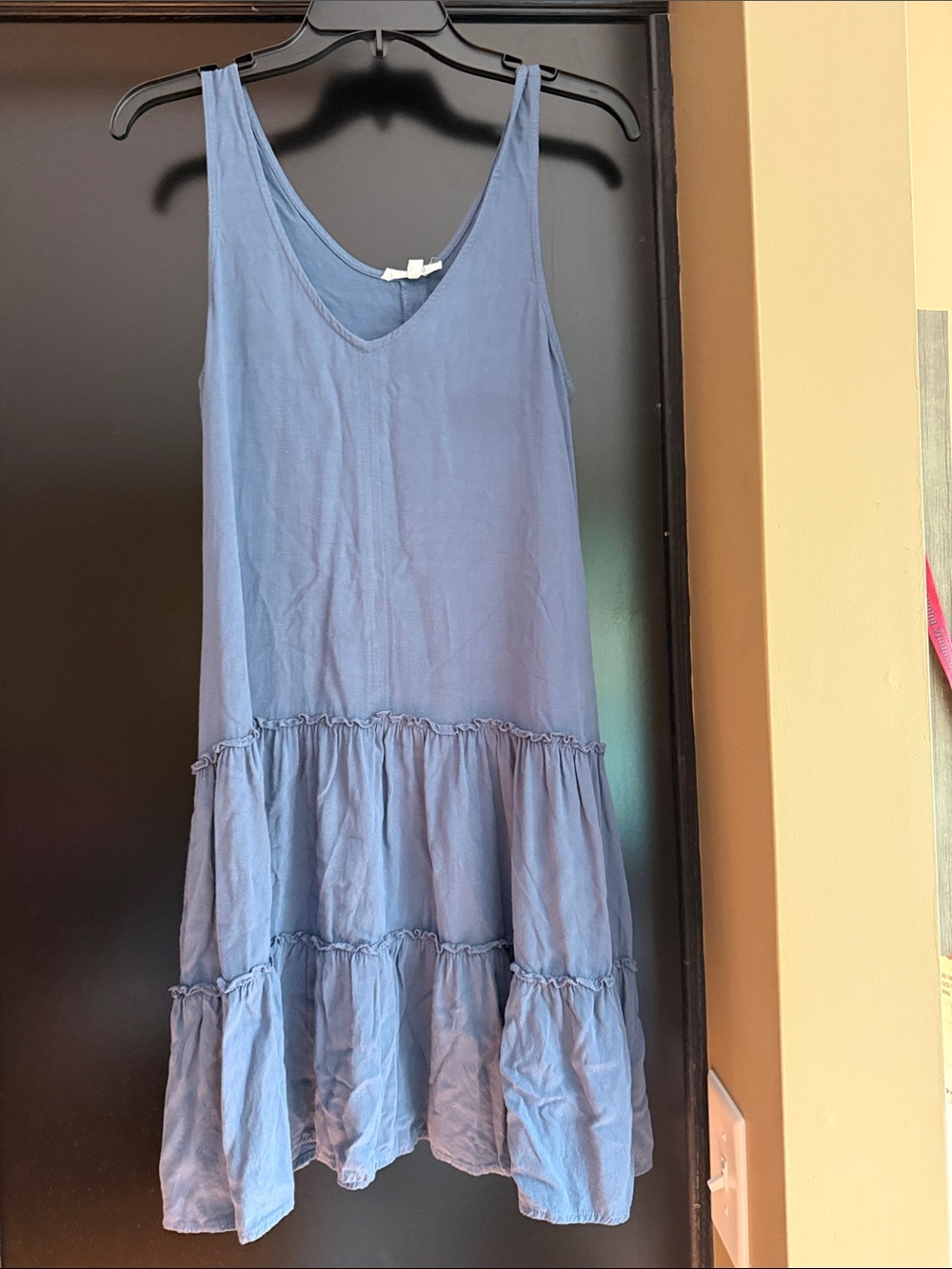 Splendid Blue Tiered Sleeveless V-Neck Dress